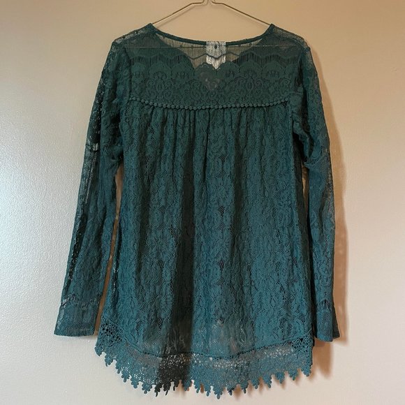 Green Lace Long Sleeved Shirt - Picture 2 of 3